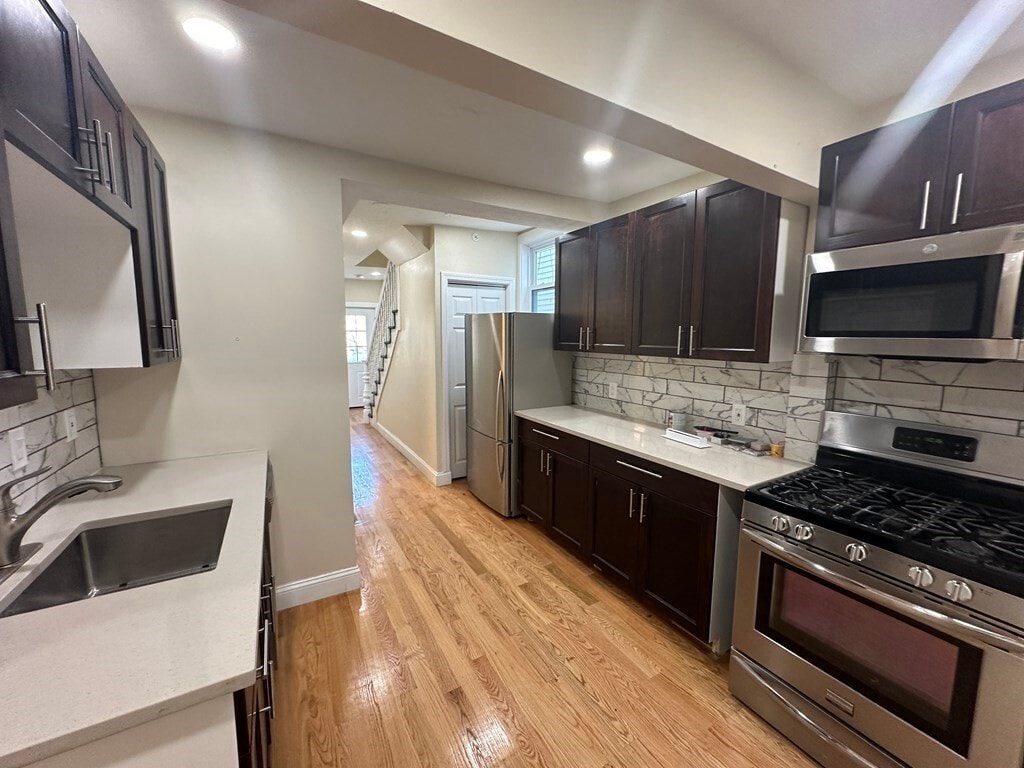 17 Taylor St, Waltham, MA 02453 House Rental in Waltham, MA