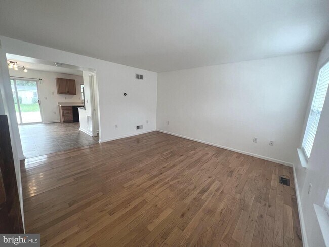 Foto del edificio - 513 Willow Ave