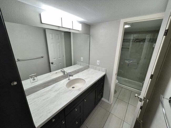 Master bathroom with private access from master bedroom only - 2525 S Dayton Way