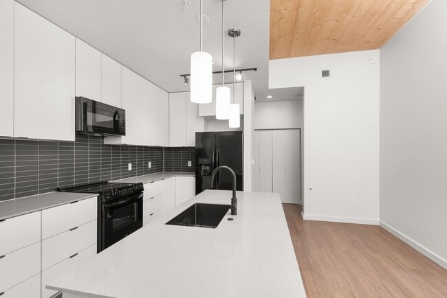 Interior Photo - Nova Austin