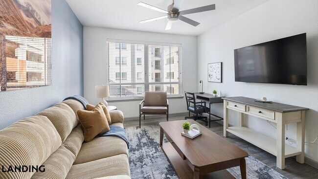 Foto del edificio - 1001 S Center St