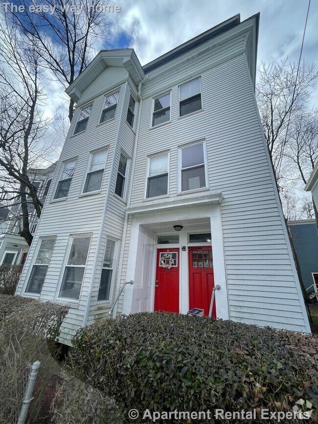 Building Photo - 322 Beacon St