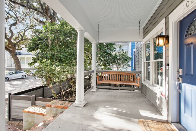 Foto del edificio - 102 W 36th St