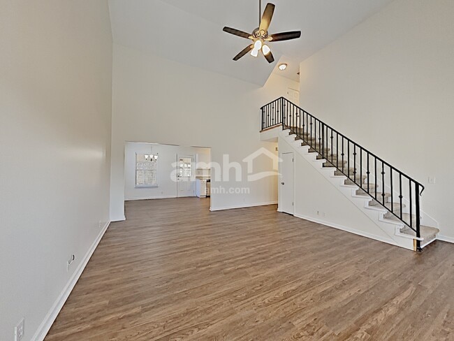 Building Photo - 3326 Conway Ct