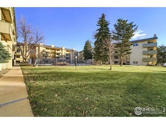 Stratford Park West - 3035 Oneal Pkwy