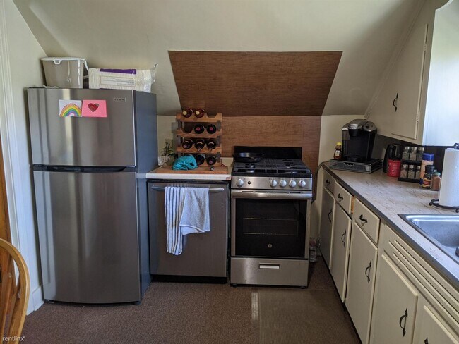 Building Photo - 1 br, 1 bath Duplex - 312 Wood St  w/ Office