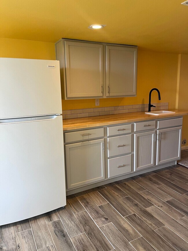 1442 Territory Trl, Colorado Springs, CO 80919 Townhome Rentals in