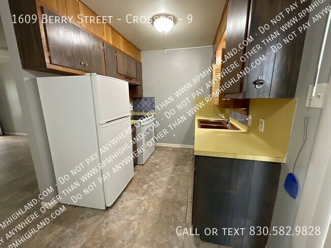 Foto del edificio - 1609 Berry St