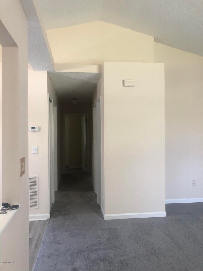 Foto del edificio - 141 Jasmine St