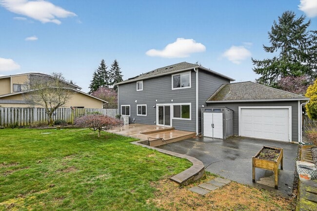 Building Photo - 29016 108th Ave SE