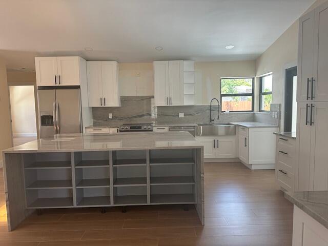 Building Photo - 860 Brightwood Way