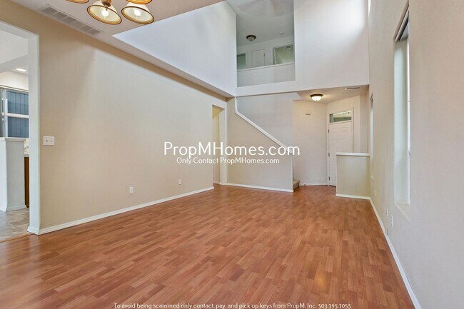 Foto del edificio - Lovely 3 Bedroom Home in Aloha - Vaulted C...