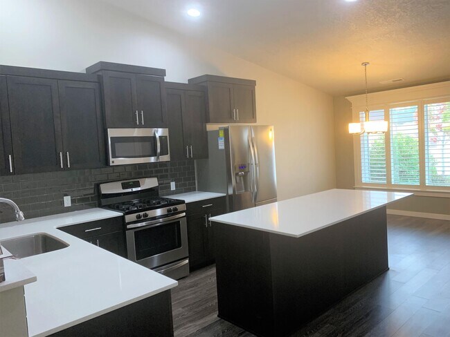 Building Photo - 3569 S Milan Pl