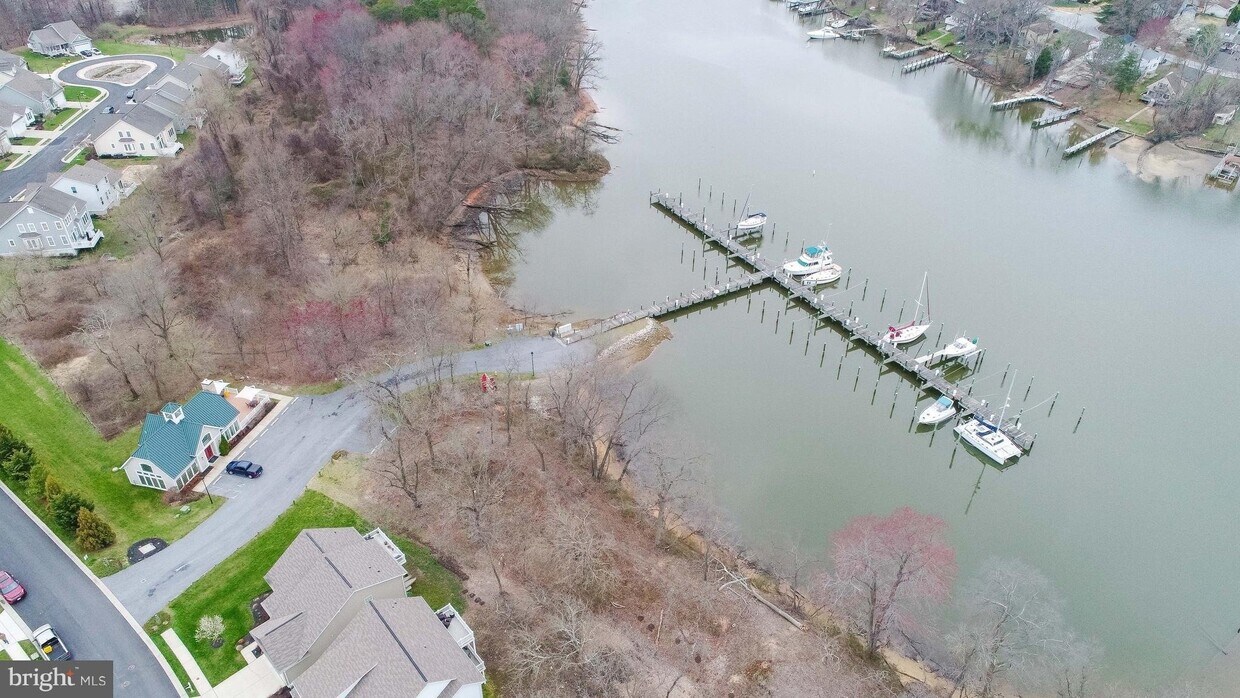 Foto del edificio - 248 Saltgrass Dr