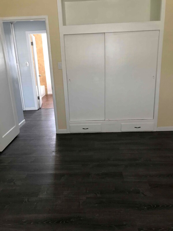 Building Photo - 16822 Carriage Way