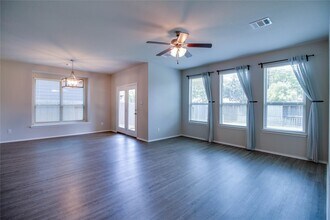 Building Photo - 2511 Sandbar Shark Ct