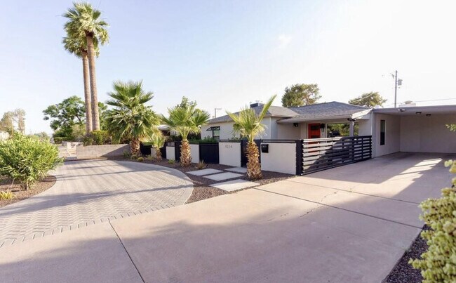 Foto del edificio - 4214 N 20th St