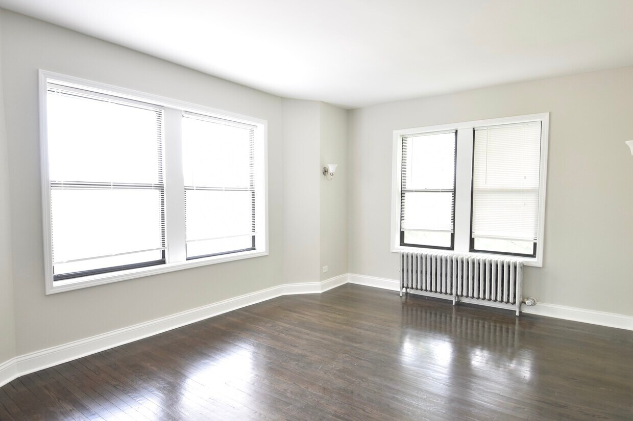 2240 W Granville Ave Unit 204, Chicago, IL 60659 Apartment for Rent