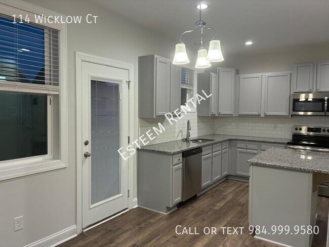 Foto del edificio - 114 Wicklow Ct