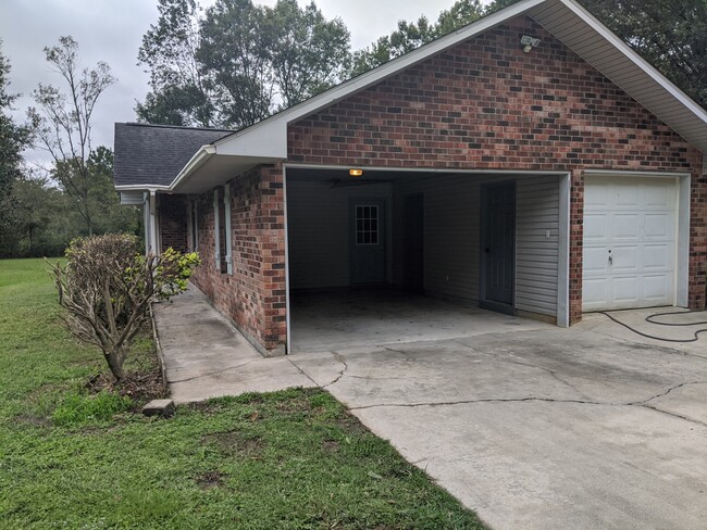 Building Photo - 25160 Merchant Rd