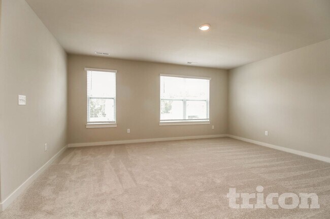 Foto del edificio - 1728 Lannister Ave