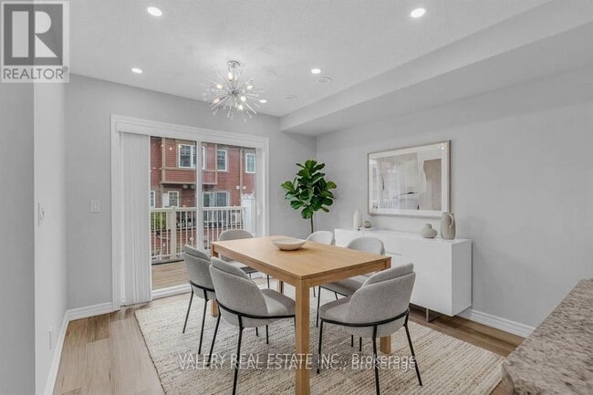 Building Photo - 2500 Hill Rise Ct