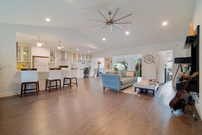 Foto del edificio - 192 Meander Cir