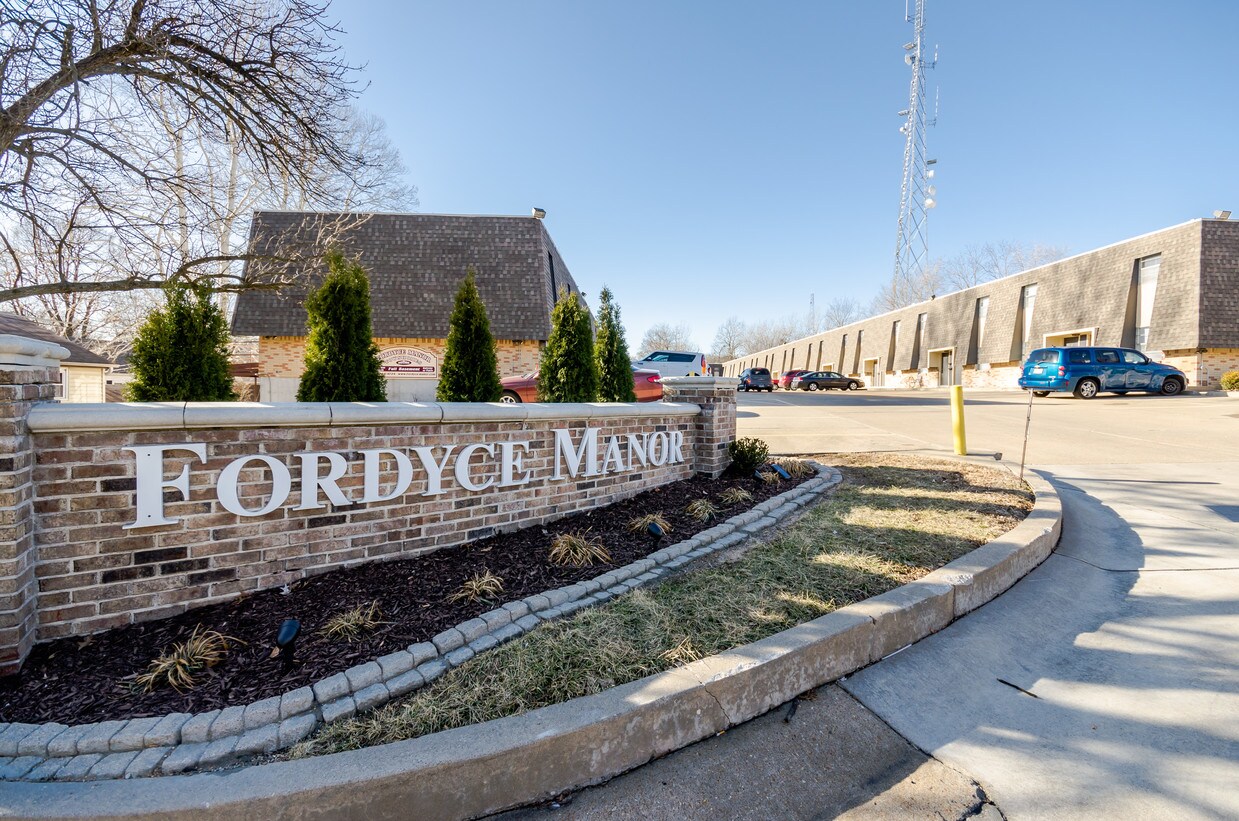 Foto principal - Fordyce Manor Apartments