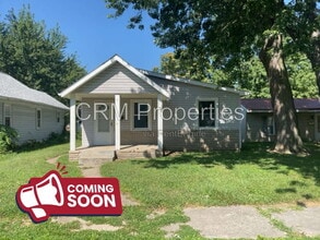 Building Photo - 1341 S Delphos St