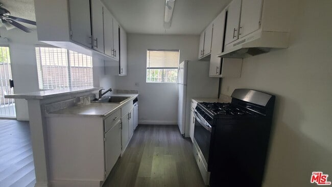 Foto del edificio - 982 S New Hampshire Ave