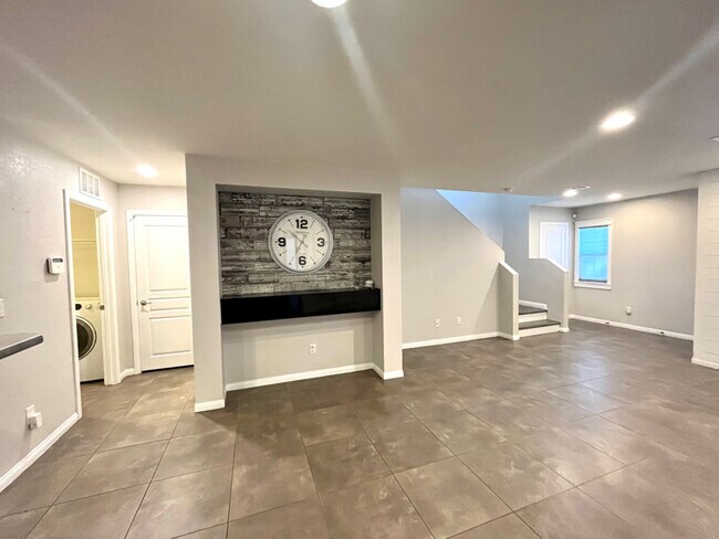 Foto del edificio - 9937 Baron Coast St