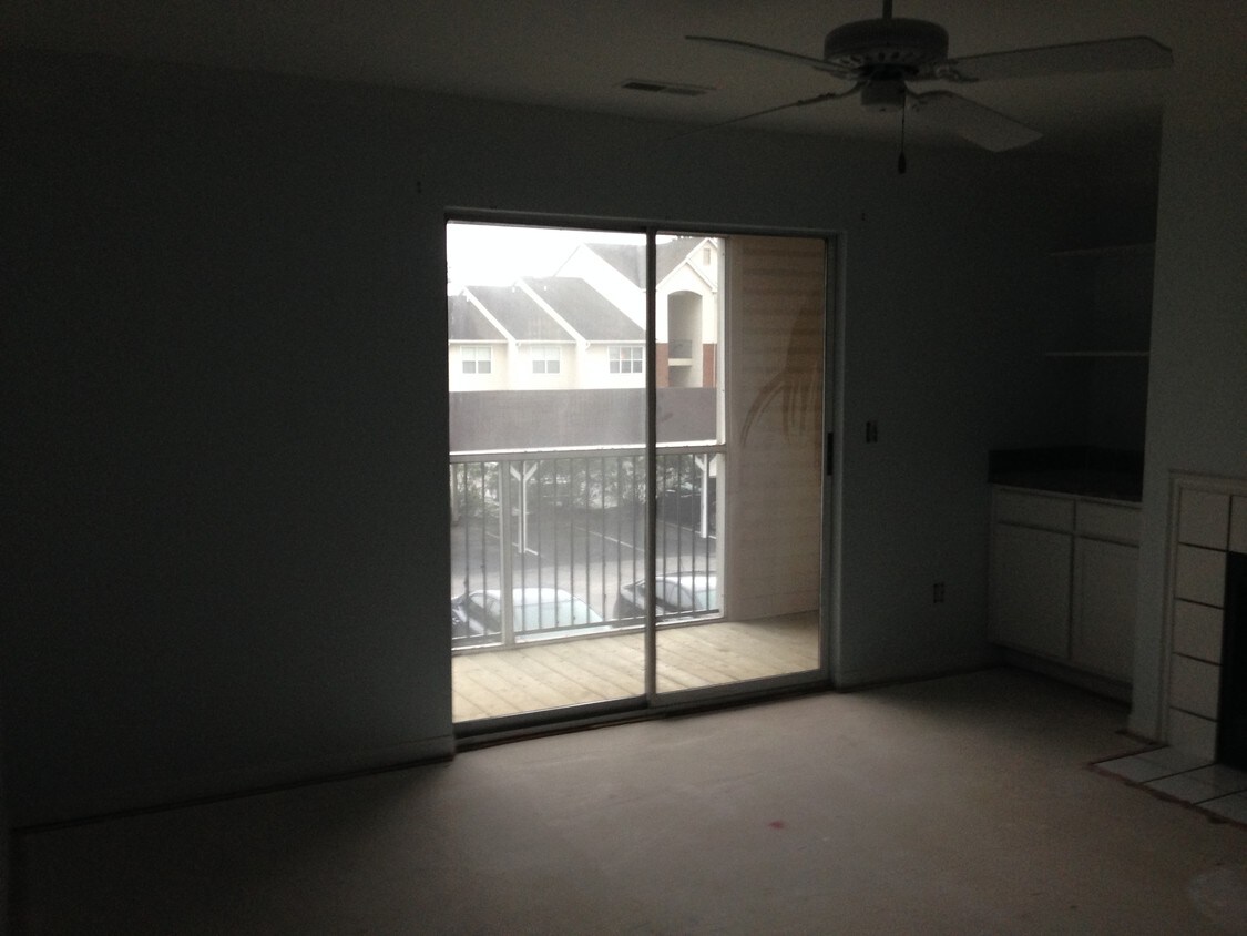 2011 N Hwy 17, Mount Pleasant, SC 29466 Condo for Rent in Mount