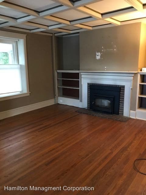 Building Photo - 4 br, 2 bath House - 230 Meredith Street
