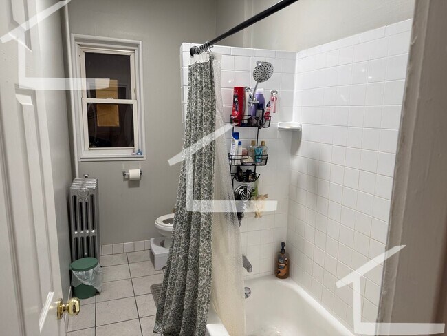 Foto del edificio - Allston 4.5Bed/2Bath Available 9/1! Heat and Hot Water Included!