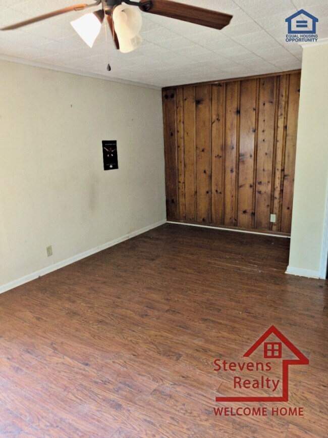 Foto del edificio - 5017 McIntyre Rd