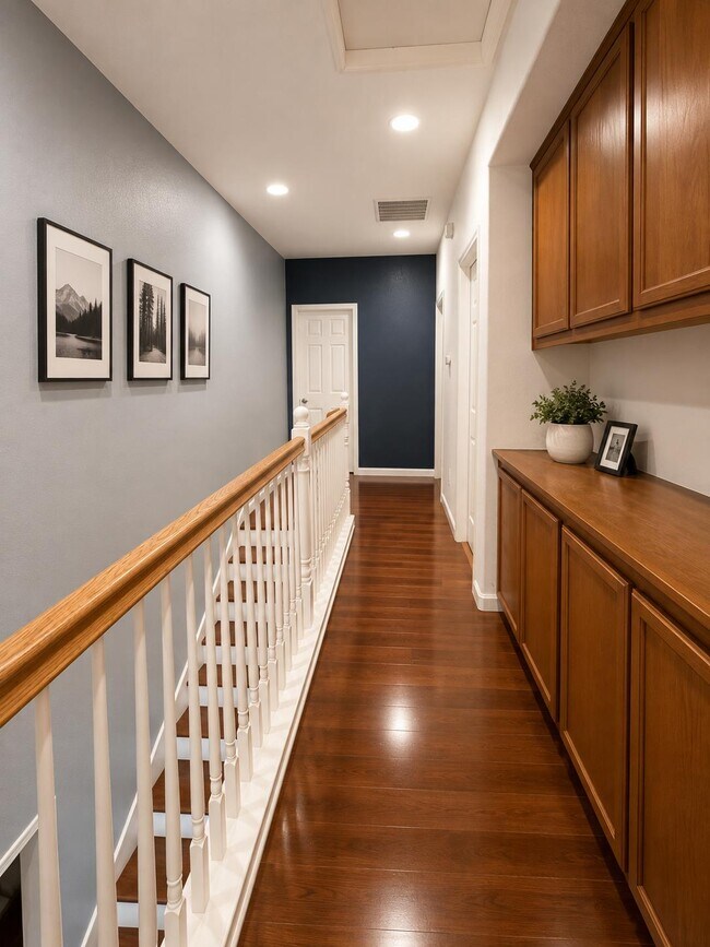 Foto del edificio - 1774 Norwood Heights Ln