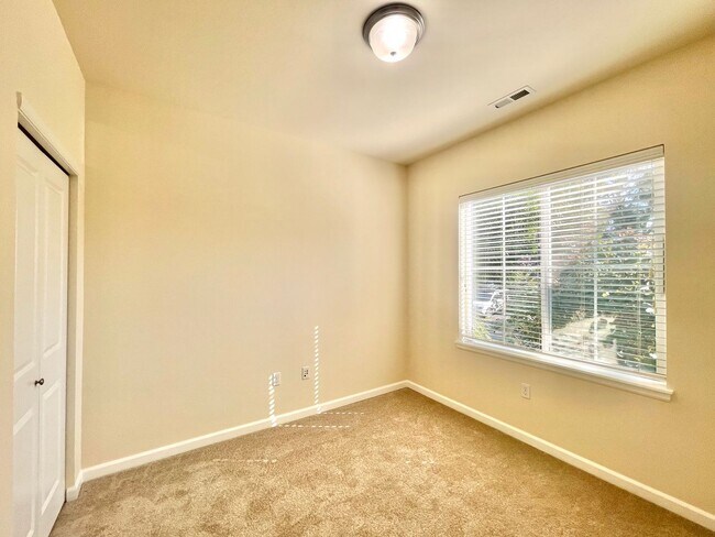 Foto del edificio - Great Home for rent