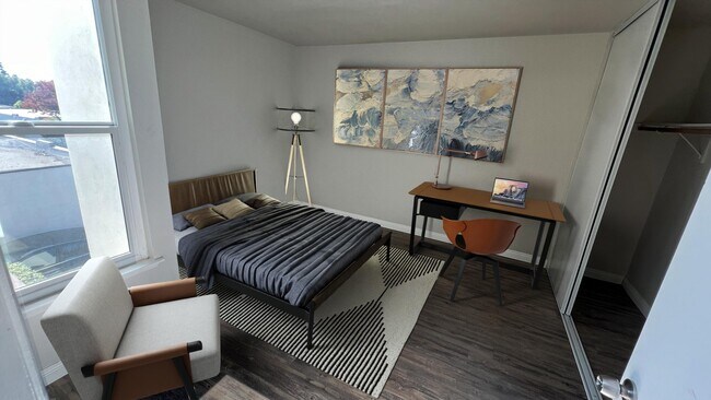 Bedroom 2 - 1150 W Phillips St