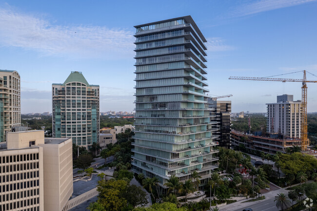 Foto del edificio - Grove At Grand Bay