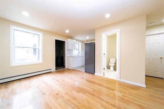 Foto del edificio - 538 Bramhall Ave