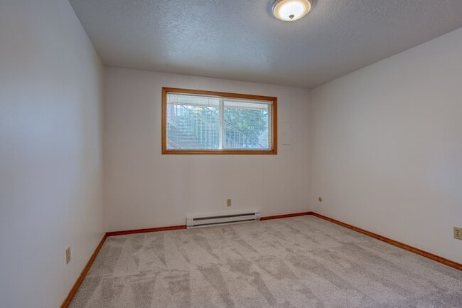Building Photo - Columbia Vista Apartments