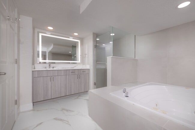 Building Photo - The Haven at Westgate Vacation Villas