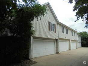 Building Photo - 51 N Macgillis Dr