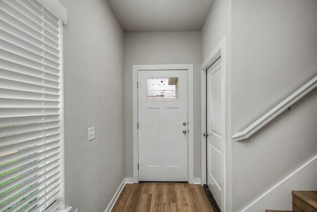 Building Photo - ***403 S. 29th Street***