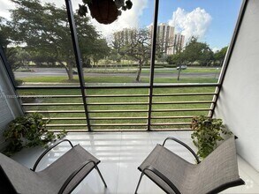 Building Photo - 20500 W Country Club Dr