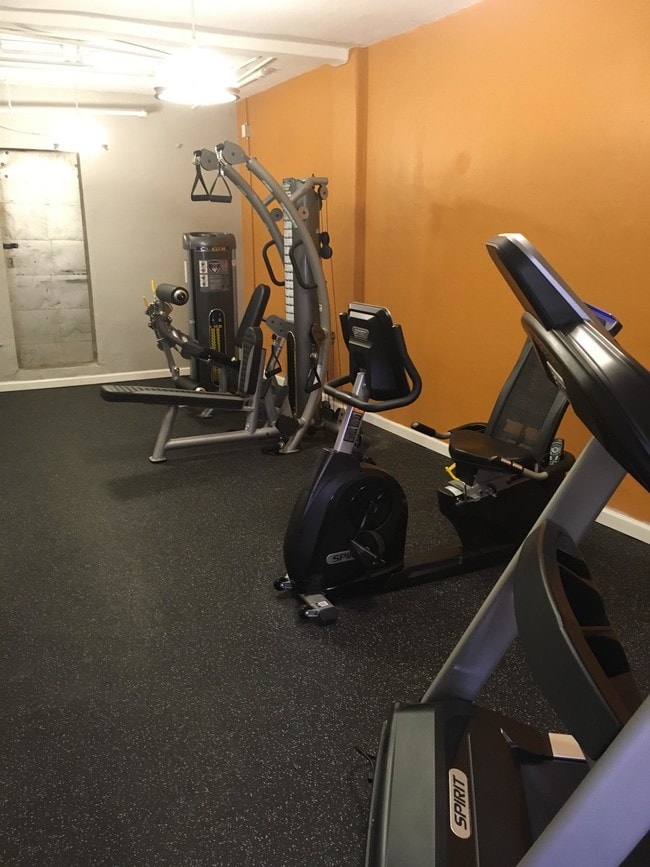 Chateau Alto Nido Apartments Apartments Los Angeles, CA