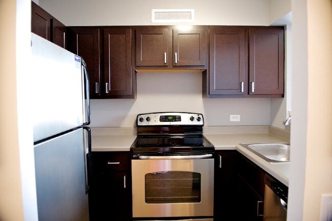 Foto del edificio - 573 W Madison St