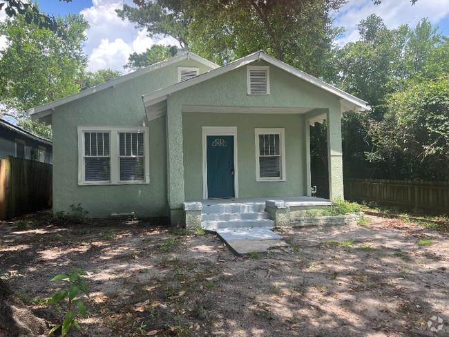 Building Photo - 1815 Jenkins St