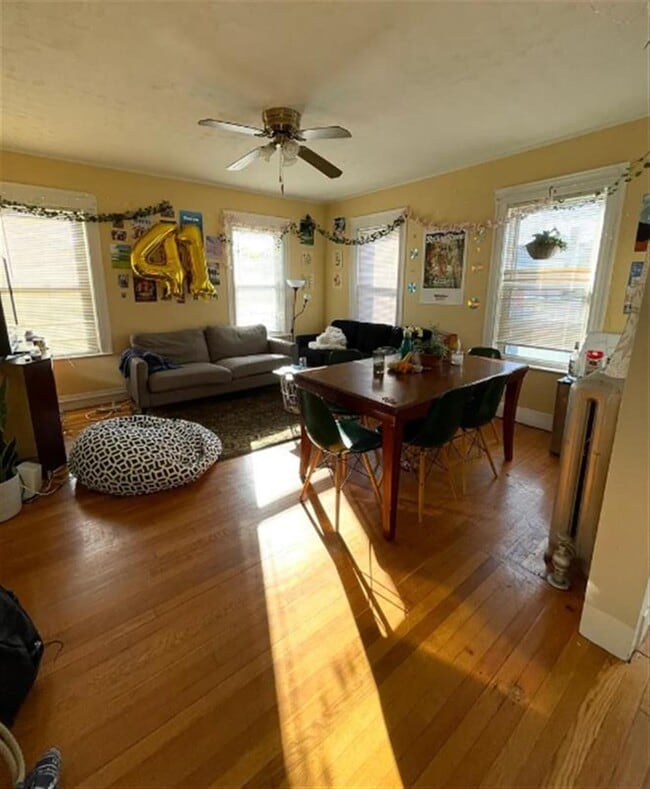 Building Photo - 123 Winthrop St