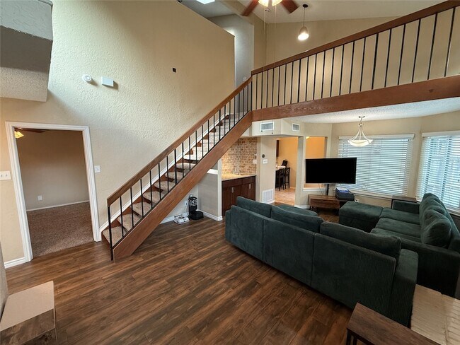 Foto del edificio - 18040 Midway Rd